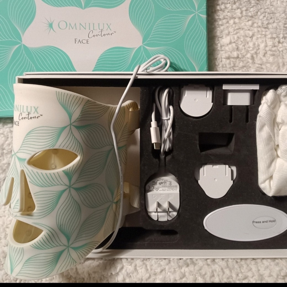 Omnilux Contour Face Mask